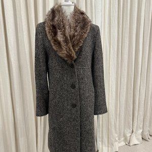 Classic Searle wool coat with fur collar.